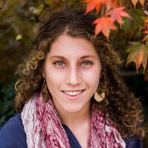 Meet your Posher, Andrea